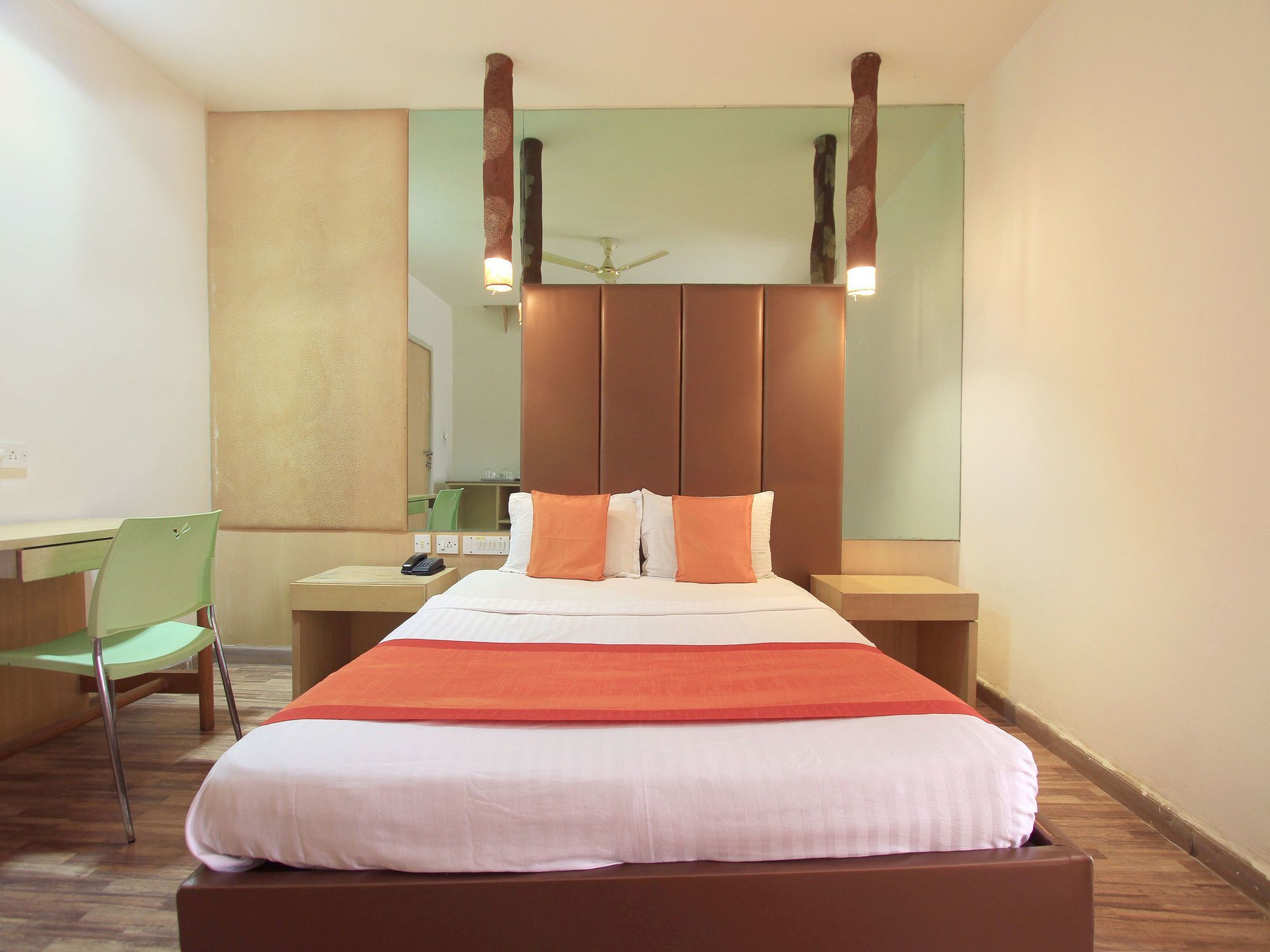 Purple Inn Boutique Hotel Mysore Extérieur photo